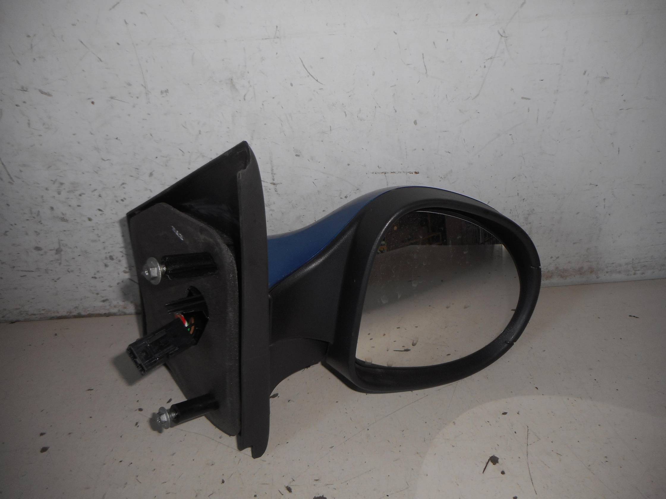 Retrovisore est. regolaz. elettr. dx.